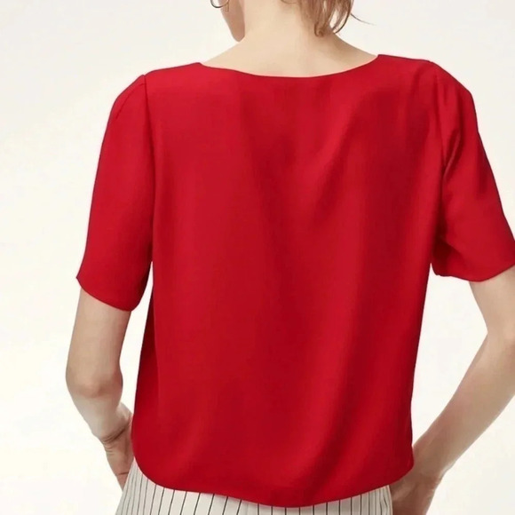 Aritzia Babaton Randy Blouse Top V Neck Shirt Short Sleeve Red - Picture 4 of 11